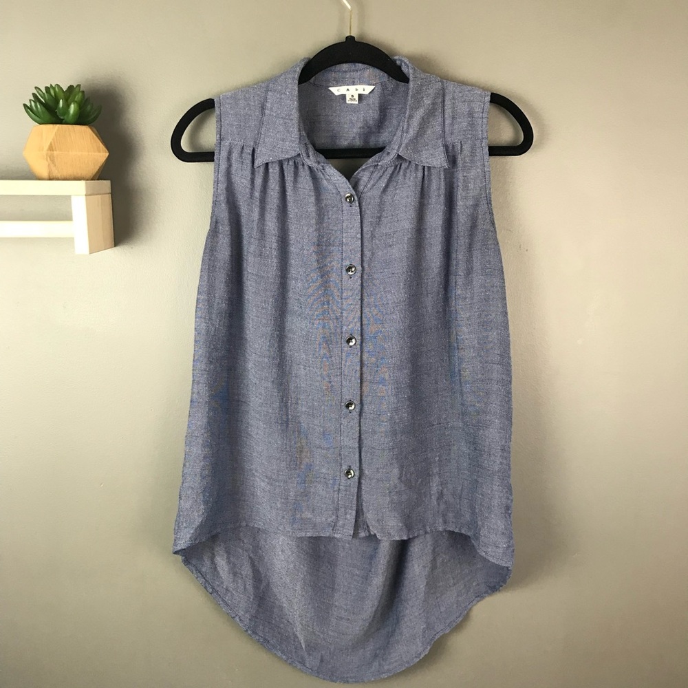 CAbi sleeveless chambray‎ top size small